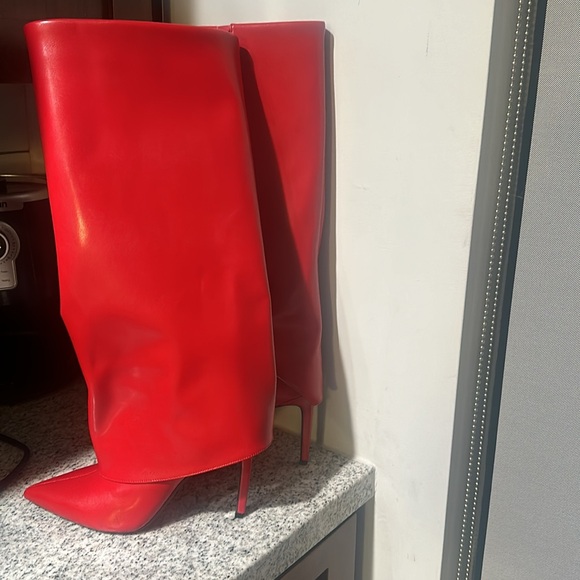 Red High Boot Heel - Picture 5 of 8